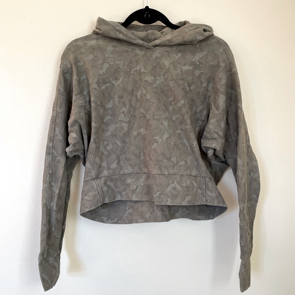 Athleta | Farallon Camo Cropped Sweatshirt | Size XS - Picture 4 of 12